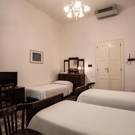 Aer Bj Vittoria Otel 2*