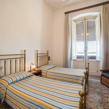 Otel Aer Bj Vittoria 2*
